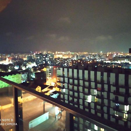 Vip Avalon City Lviv Exteriör bild